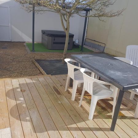 Villa L Embrun Jacuzzi à Saint-Malo Extérieur photo