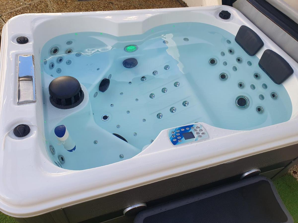 Villa L Embrun Jacuzzi à Saint-Malo Extérieur photo